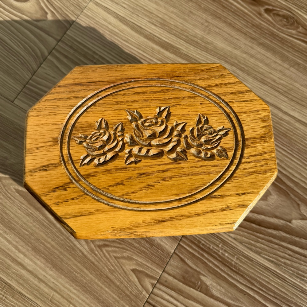 Oak Jewelry/Keepsake Giftable Box with Rose Engraving & Velvet Interior